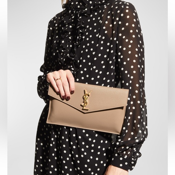 Saint Laurent Uptown Clutch - Picture 5 of 9